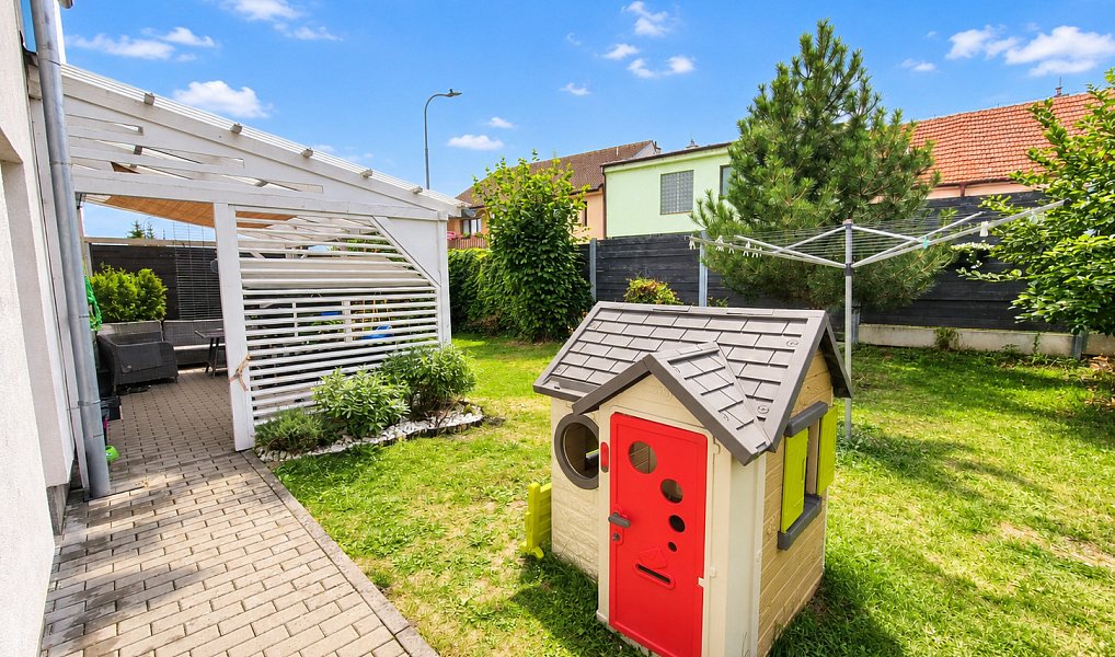 Pronájem bytu 3+kk 74 m², Rosice – náhled fotky 27