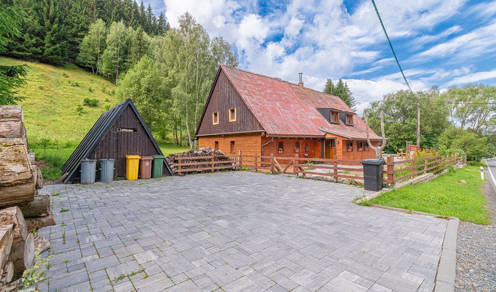 Prodej chaty/chalupy 328 m² s pozemkem 1 754 m², Bělá pod Pradědem – náhled fotky 4
