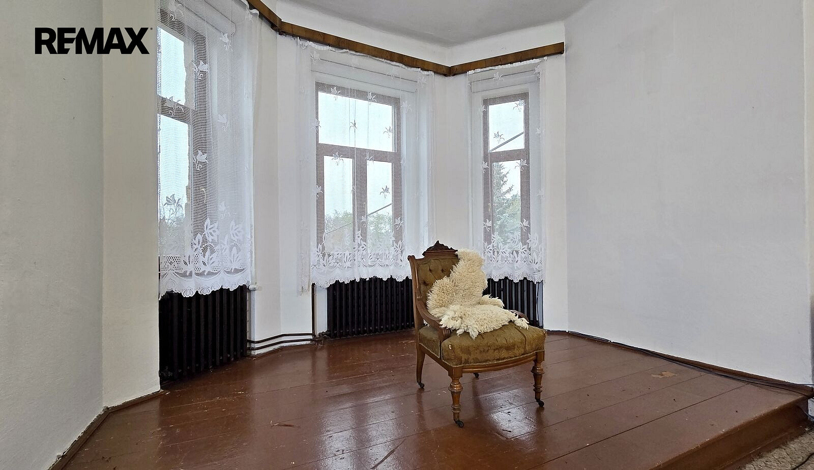 Prodej domu 960 m² s pozemkem 4 964 m² — photo 4