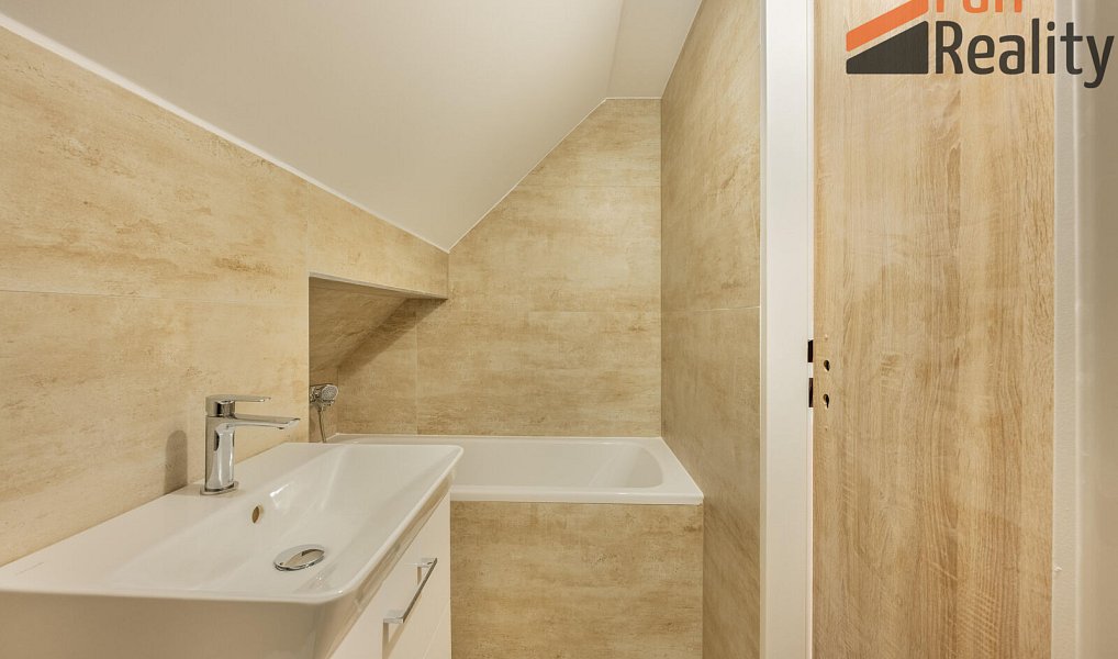 Prodej bytu 2+kk 45 m², Praha – náhled fotky 8
