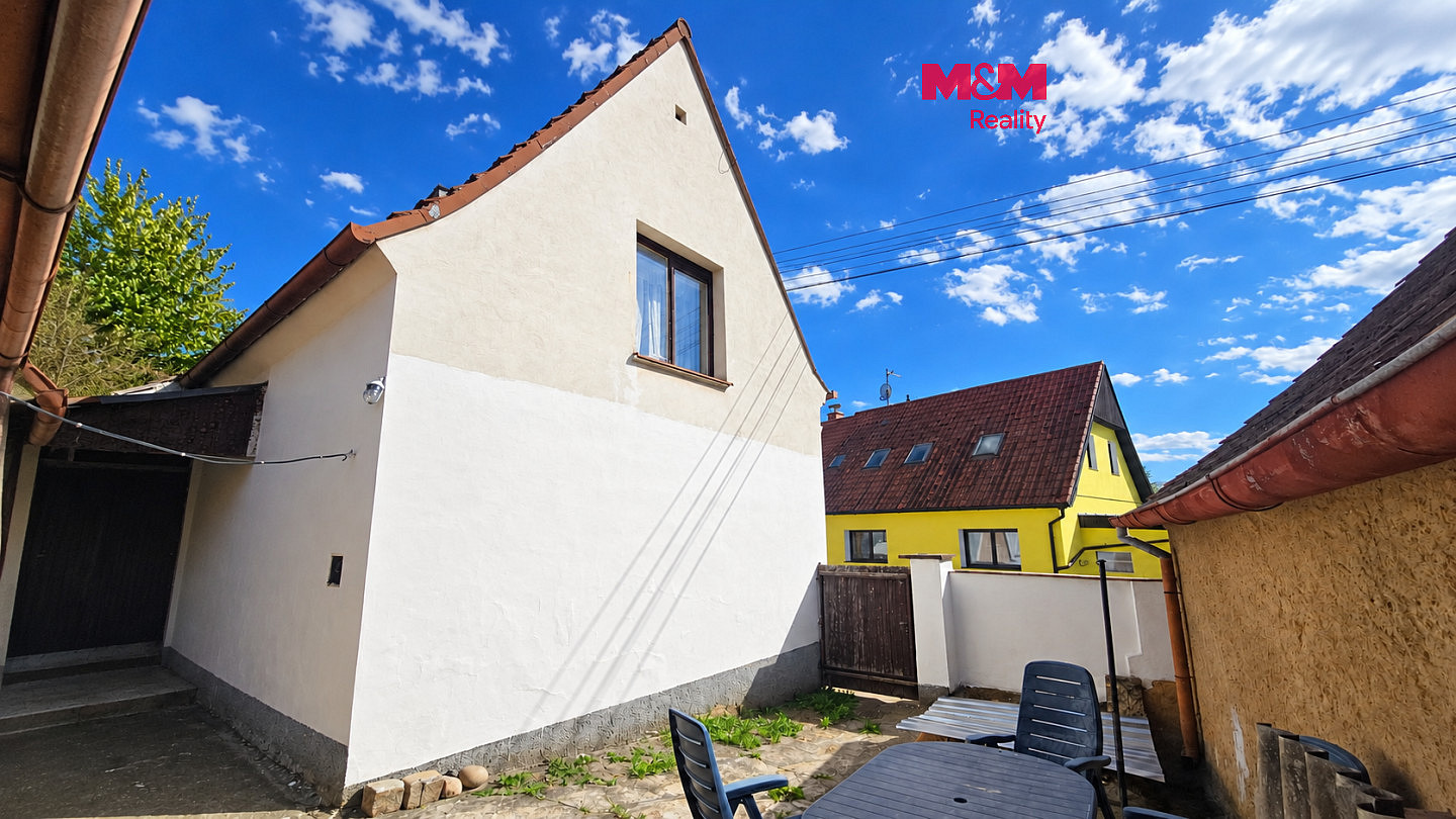 Prodej domu 80 m² s pozemkem 219 m²