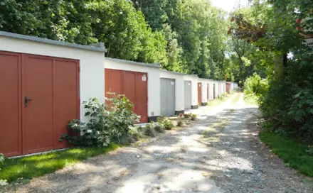 Prodej řadové garáže 28m2 v Chebu - Hradišti., Cheb