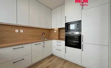 Pronájem bytu 1+1 33 m²