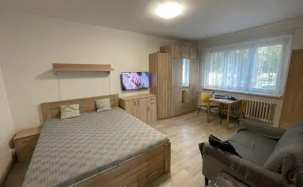 Pronájem bytu 1+kk 27 m²