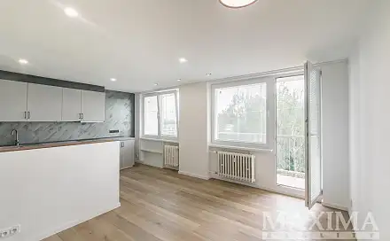 Pronájem bytu 3+kk 54 m²