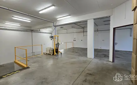 Pronájem výrobních prostor 876 m², Trocnovská, Sokolov
