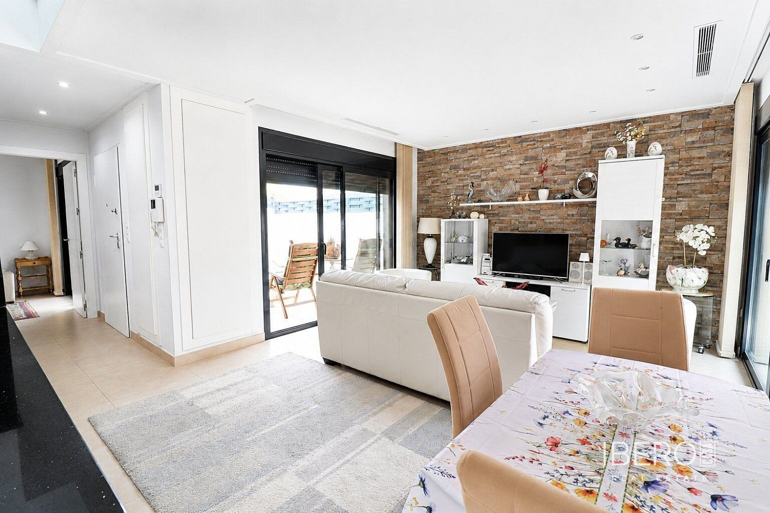 Prodej domu 108 m² s pozemkem 182 m² — photo 3
