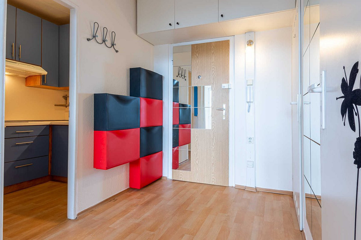 Pronájem bytu 2+kk 40 m² – fotografie 2