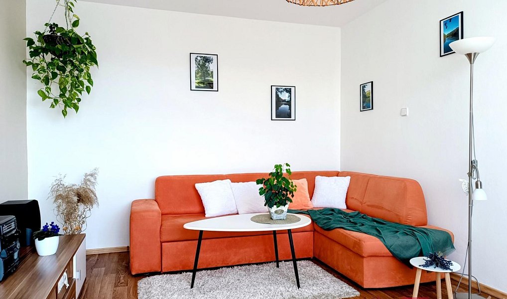 Prodej bytu 2+1 58 m², Jičín – náhled fotky 2