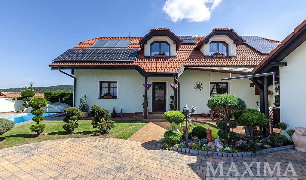 Prodej domu 245 m² s pozemkem 773 m², Ejpovice – náhled fotky 2