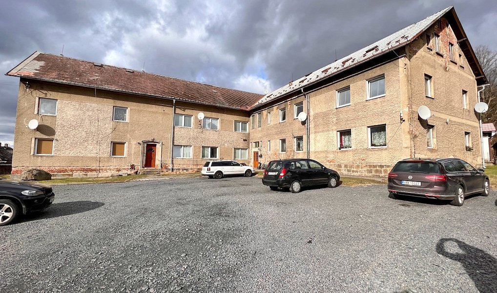 Pronájem bytu 3+1 72 m², Mikulášovice – fotka 1 z 10