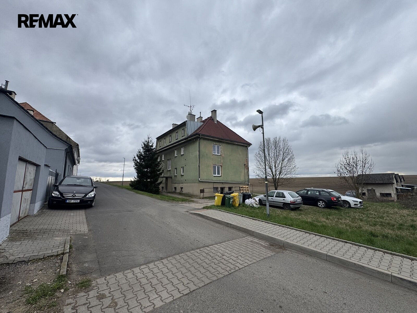 Prodej nájemního domu, činžáku 357 m² – fotografie 3
