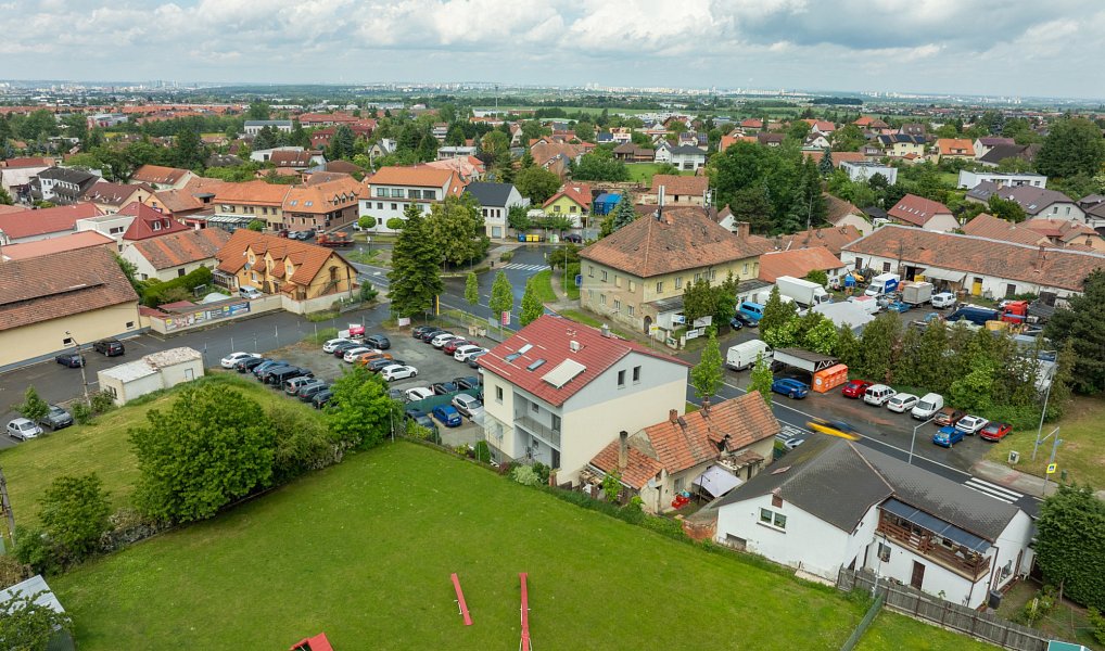 Prodej domu 340 m² s pozemkem 450 m², Jesenice – náhled fotky 25