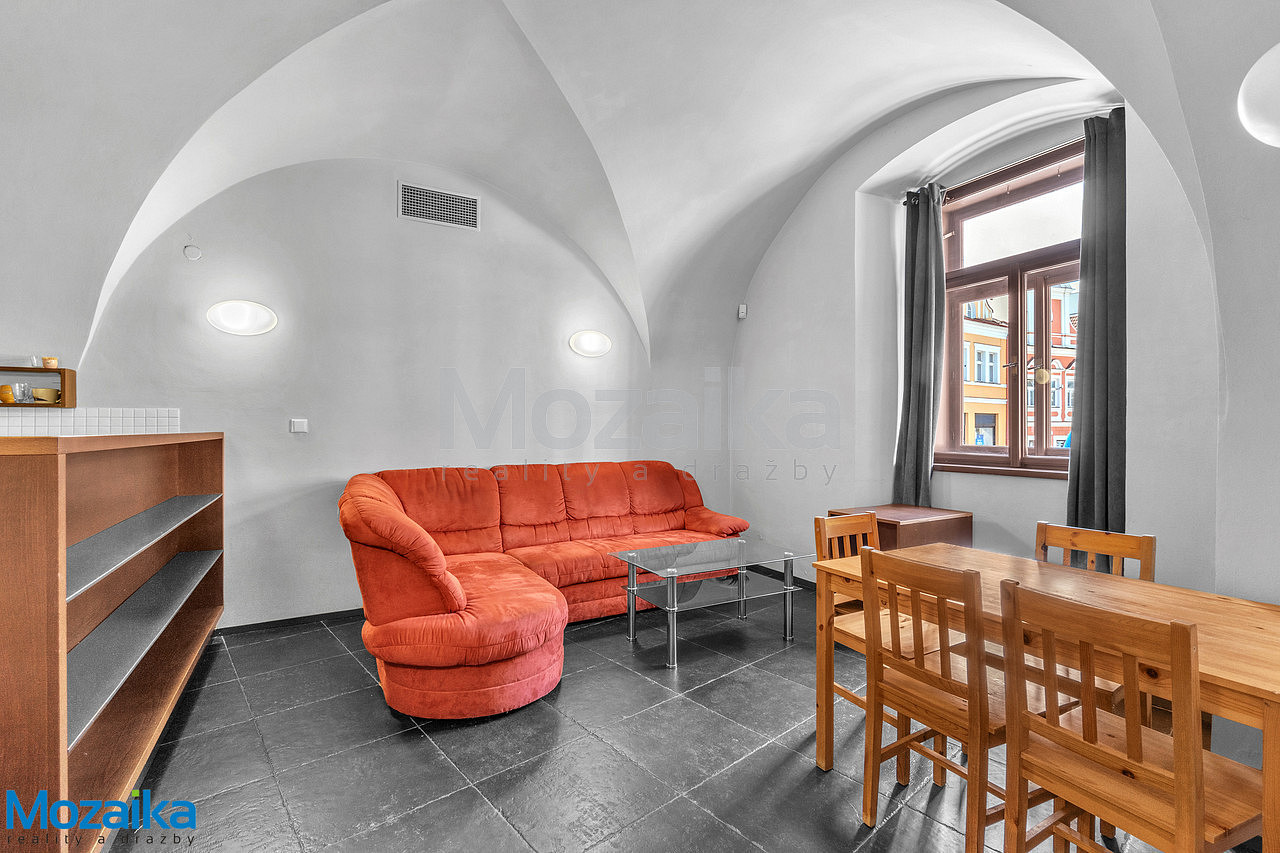 Pronájem bytu 2+kk 80 m² — photo 3