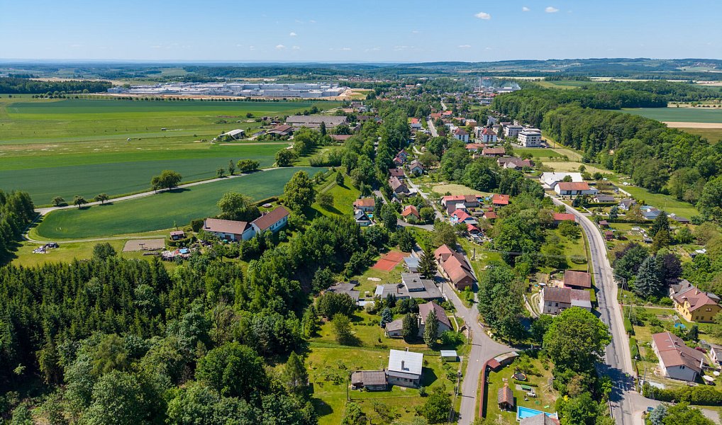 Prodej domu 230 m² s pozemkem 941 m², Kvasiny – náhled fotky 43