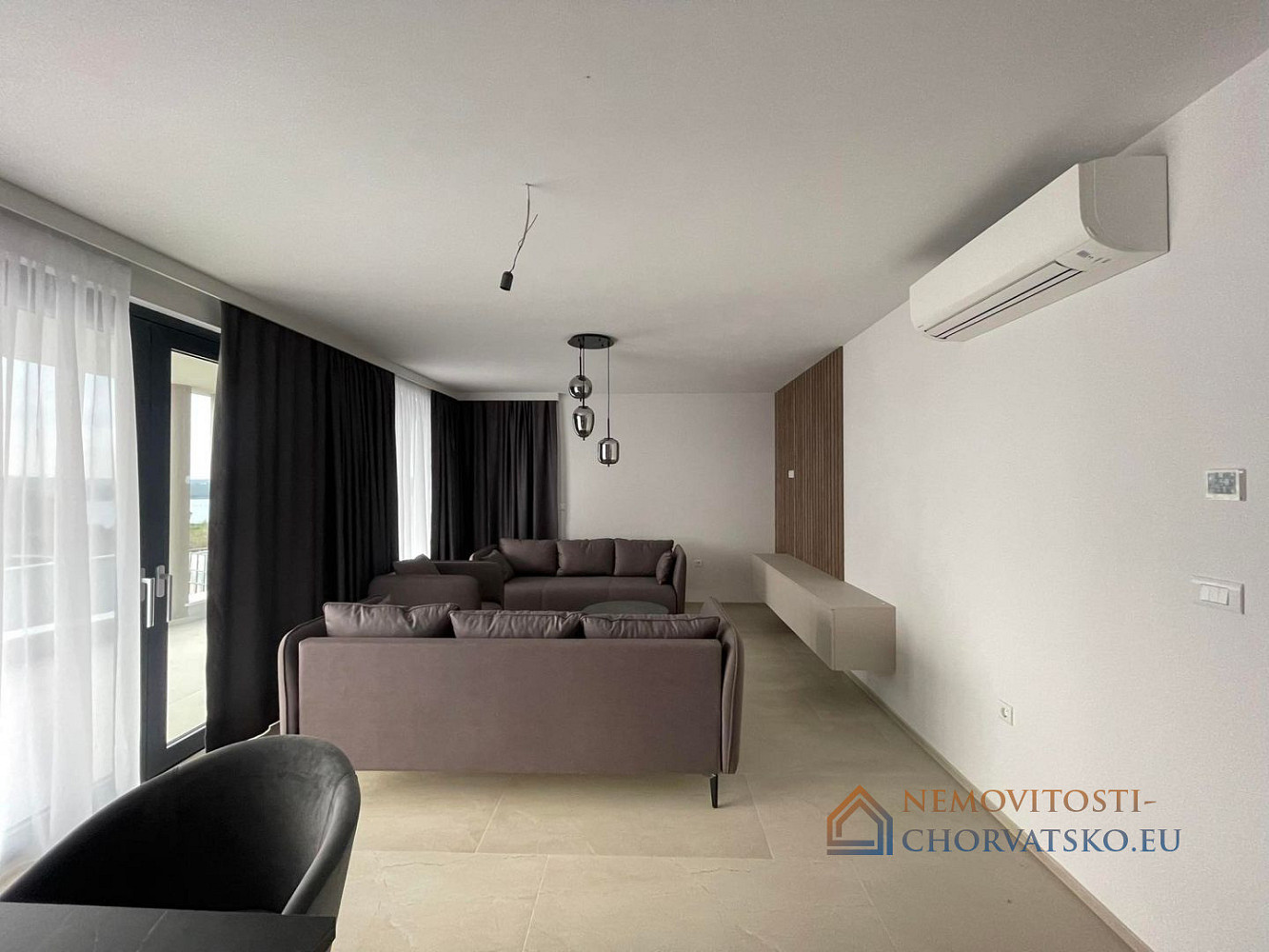 Prodej bytu 6+kk 140 m² - Widok 3