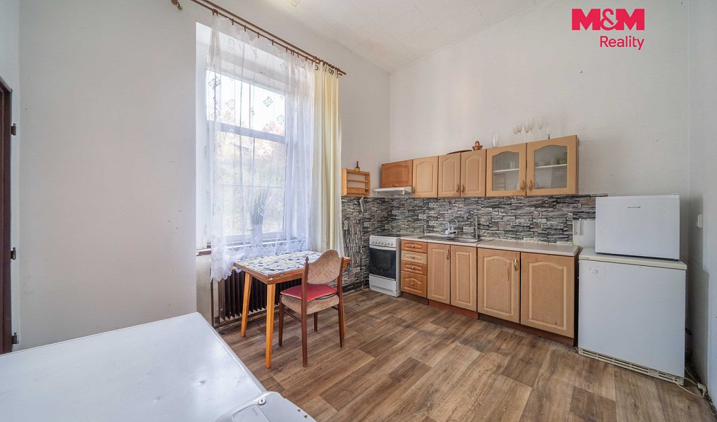 Prodej restaurace 275 m², Zvíkovec – náhled fotky 7