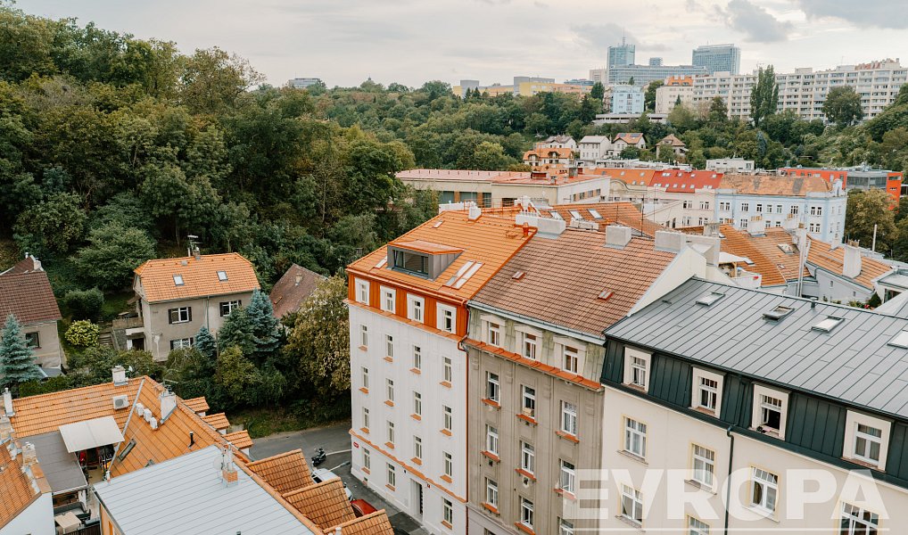 Pronájem bytu 2+kk 49 m², Praha – náhled fotky 3