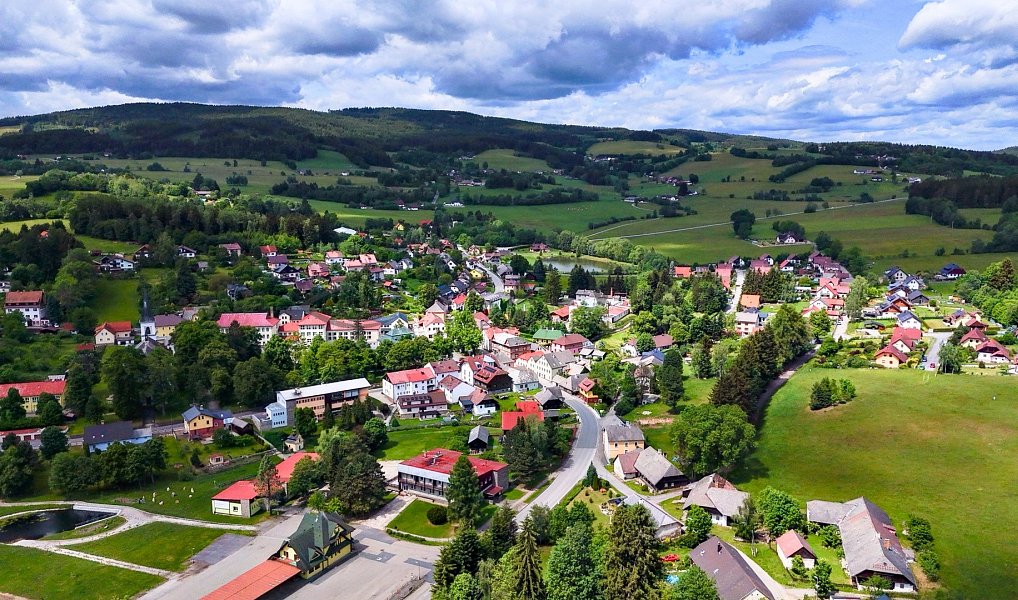 Prodej stavebního pozemku 1 530 m², Stachy – náhled fotky 7