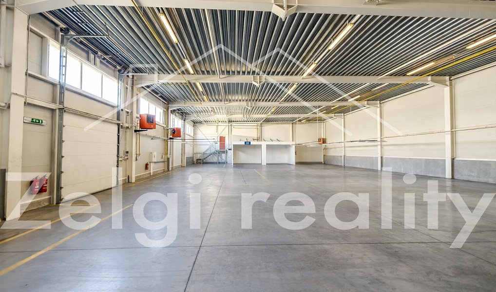 Pronájem skladovacích prostor 1 400 m², Brno – náhled fotky 2