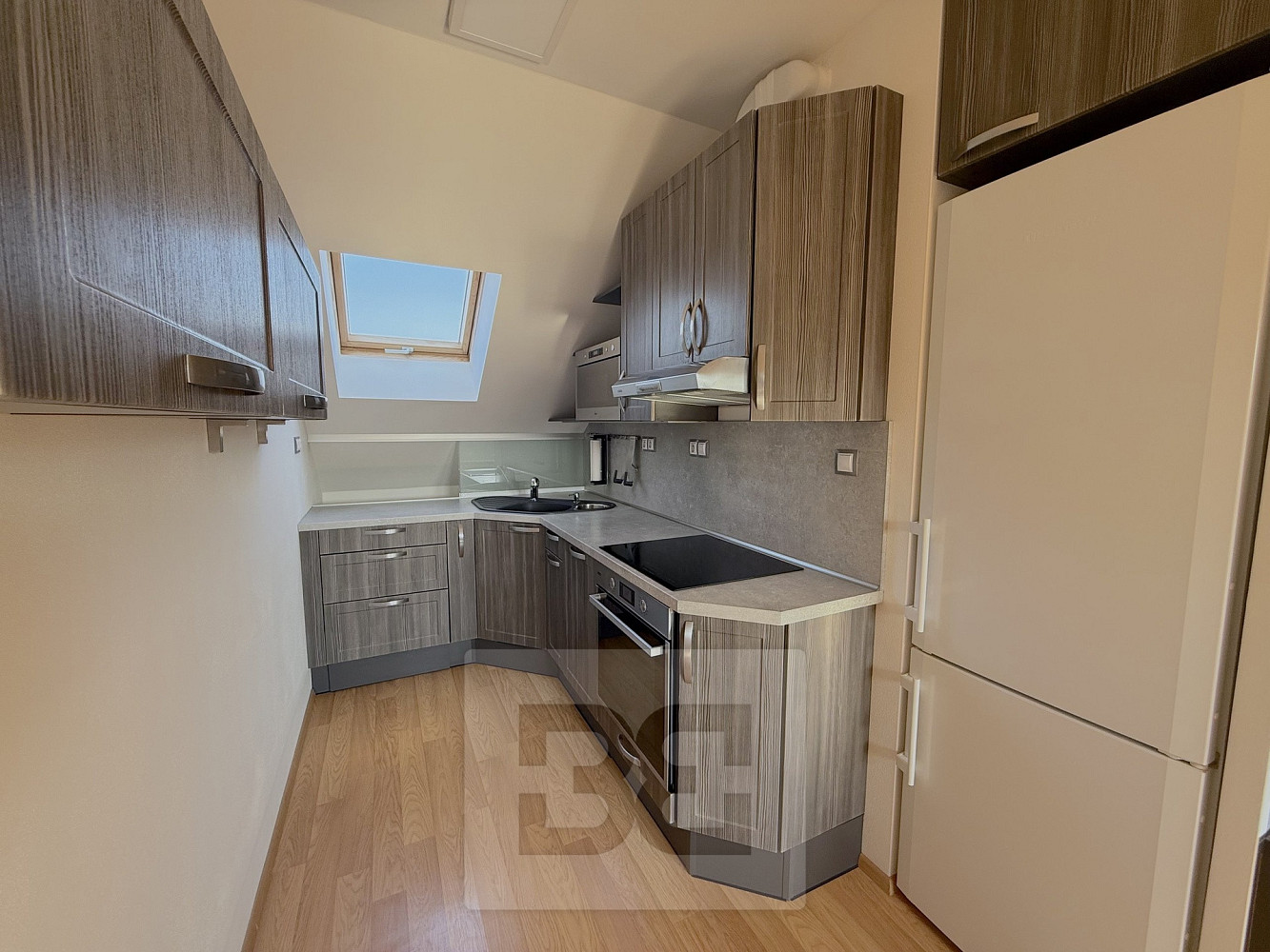 Pronájem bytu 3+kk 67 m² — photo 4