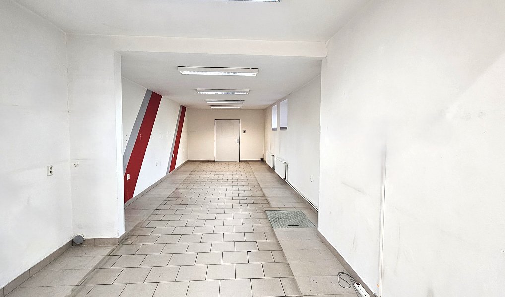 Pronájem obchodních prostor 140 m², Letovice – náhled fotky 8