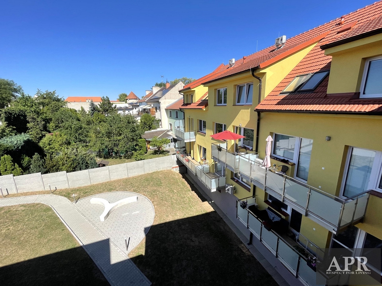 Pronájem bytu 1+kk 37 m²