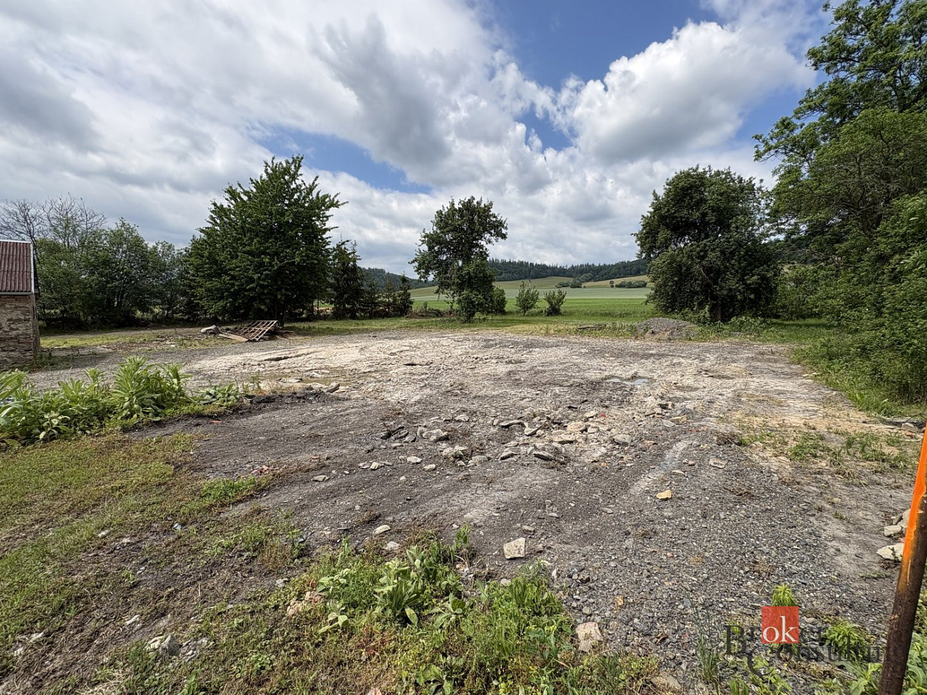 Prodej stavebního pozemku 1 623 m² – fotografie 3