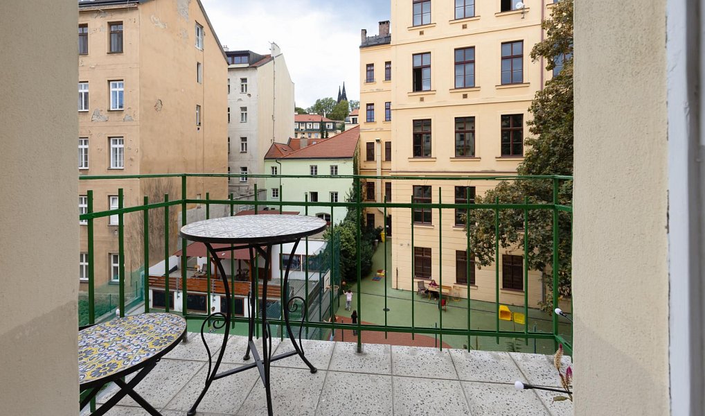 Pronájem bytu 2+kk 61 m², Praha – náhled fotky 17