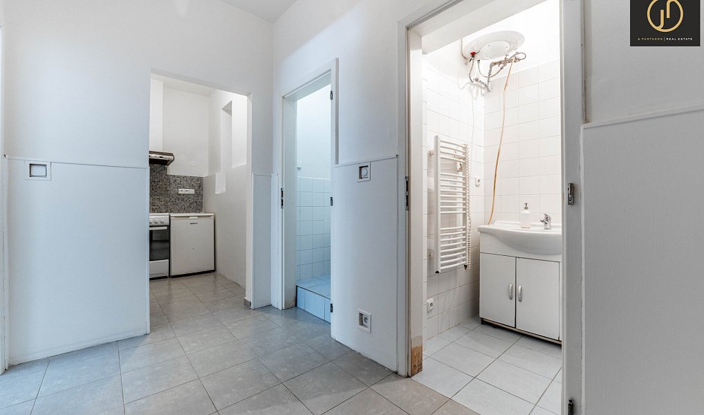 Prodej komerčního objektu (jiného typu) 37 m², Praha – náhled fotky 10