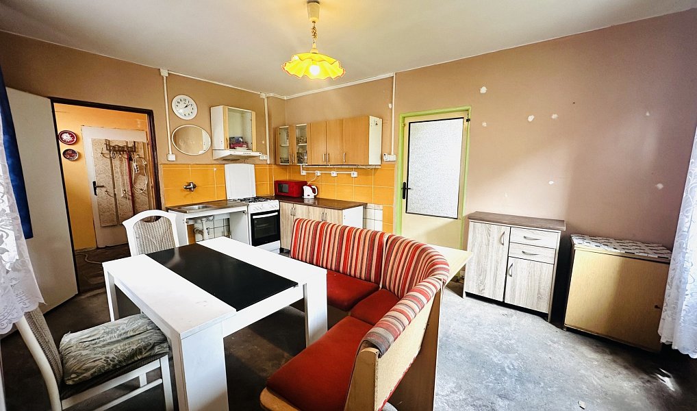 Prodej domu 86 m² s pozemkem 1 273 m², Ledce – náhled fotky 3