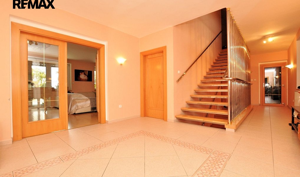 Prodej domu 950 m² s pozemkem 2 940 m², Přibyslav – náhled fotky 16