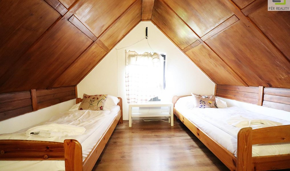 Prodej ubytovacího objektu 607 m², Vědomice – náhled fotky 38