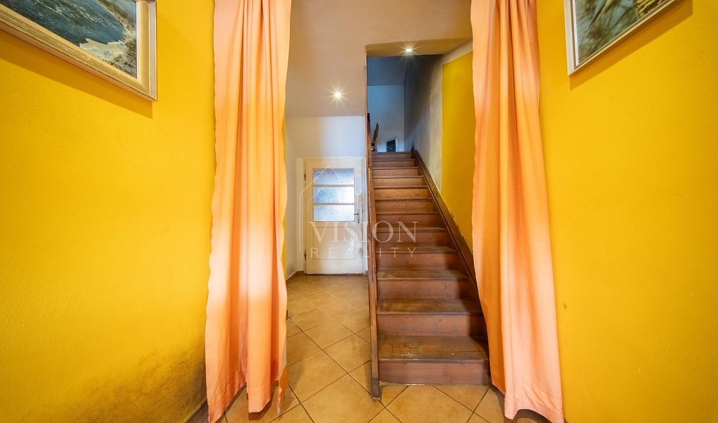 Prodej domu 198 m² s pozemkem 1 268 m², Pálovice – náhled fotky 23
