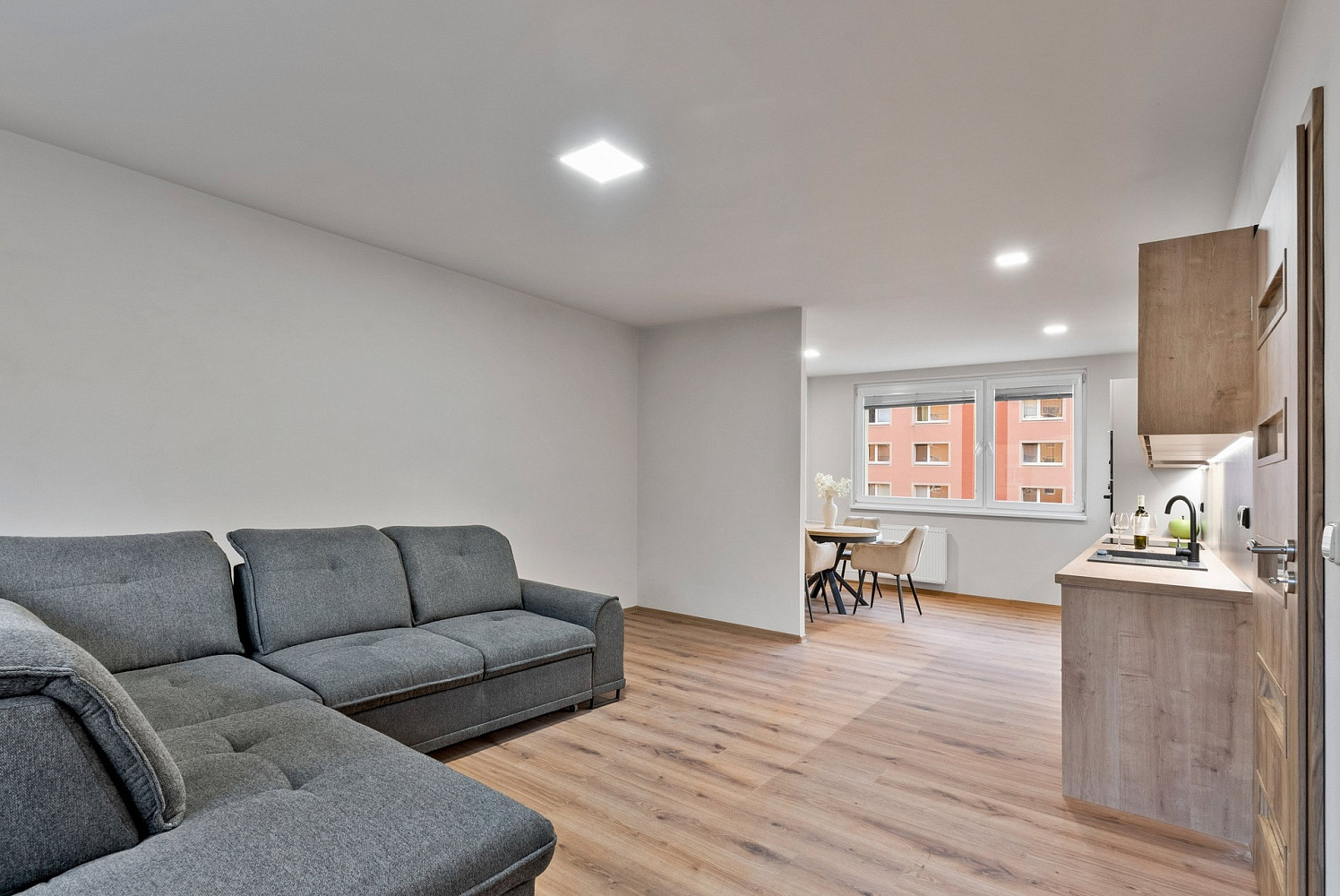 Prodej bytu 3+kk 70 m² – fotografie 3