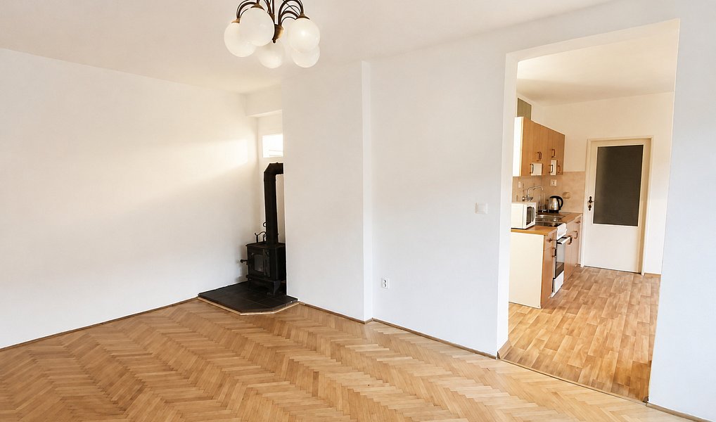 Pronájem bytu 3+1 100 m², Krahulčí – náhled fotky 2