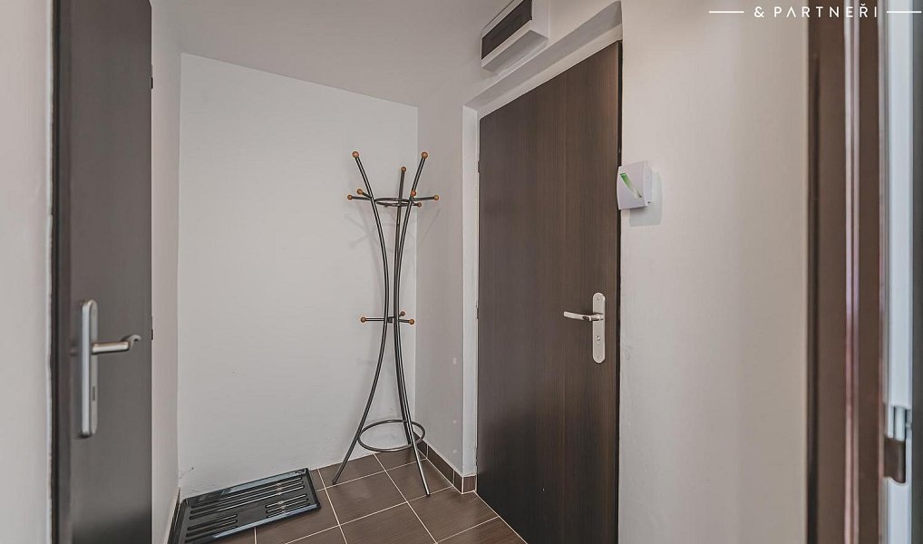 Pronájem bytu 1+kk 27 m², Hradec Králové – náhled fotky 10