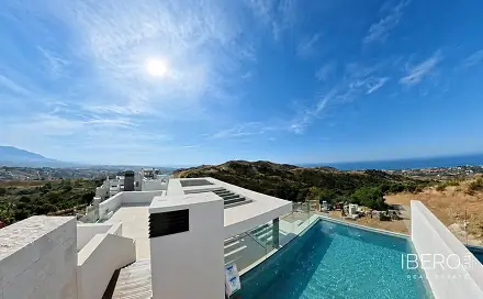 Prodej bytu 4+kk 110 m², Ojen, Španělsko