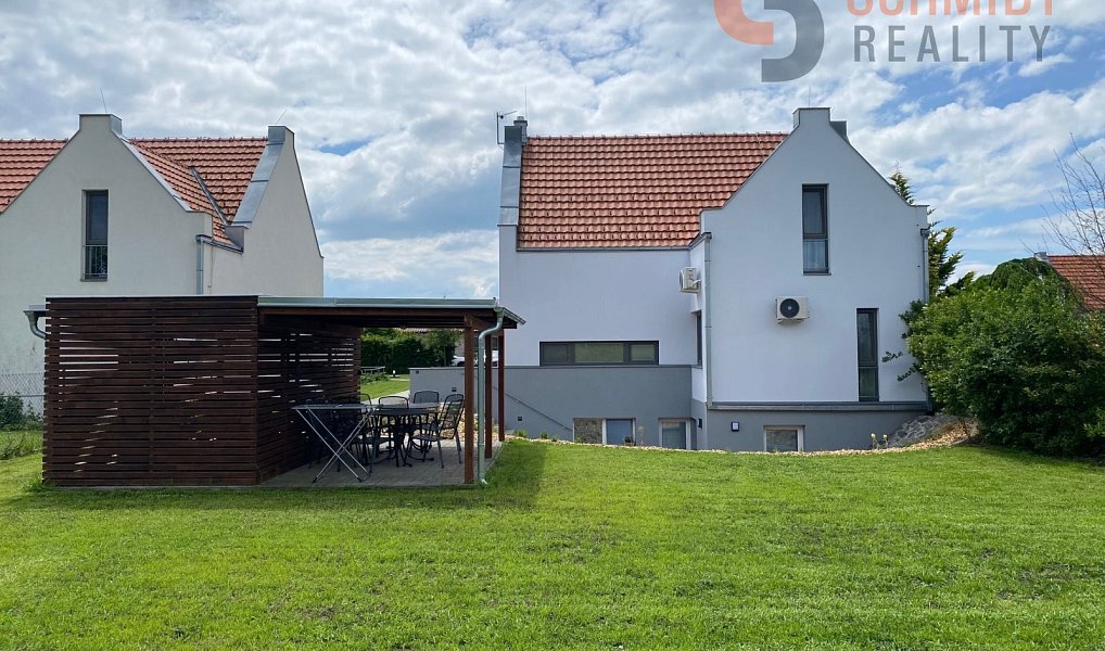 Pronájem bytu 2+kk 38 m², Lednice – náhled fotky 3