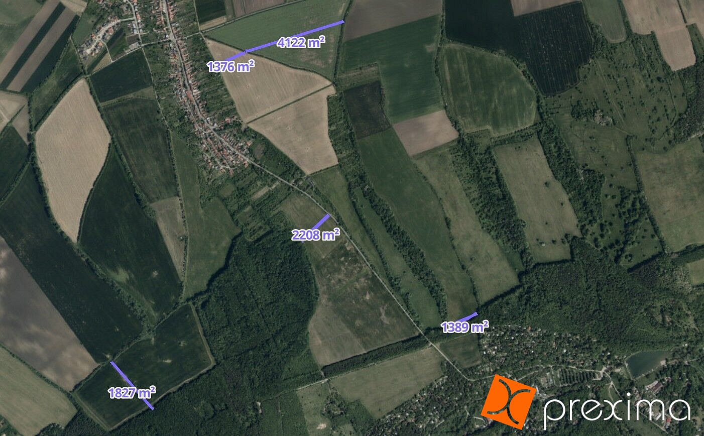 Prodej pole 1 900 m²
