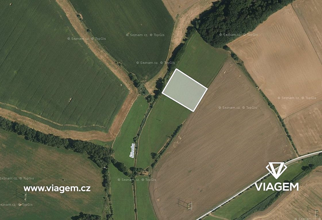 Prodej pole 1 252 m²