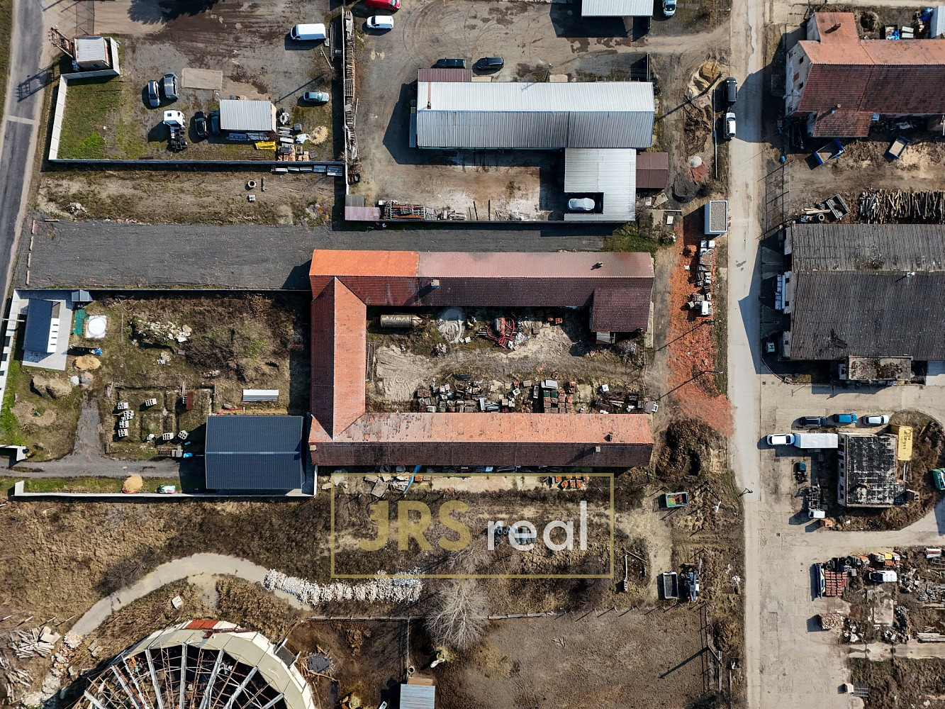 Prodej skladovacích prostor 1 271 m² – fotografie 2