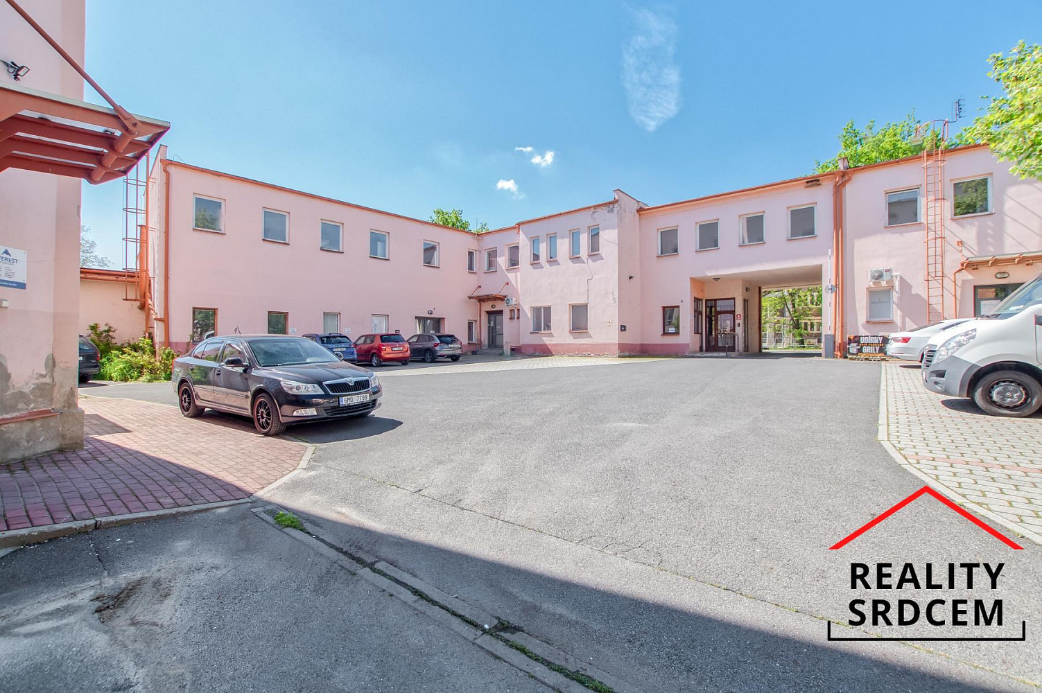 Pronájem kancelářských či skladovacích prostor, 37 m², Opava - Předměstí – pohled 2