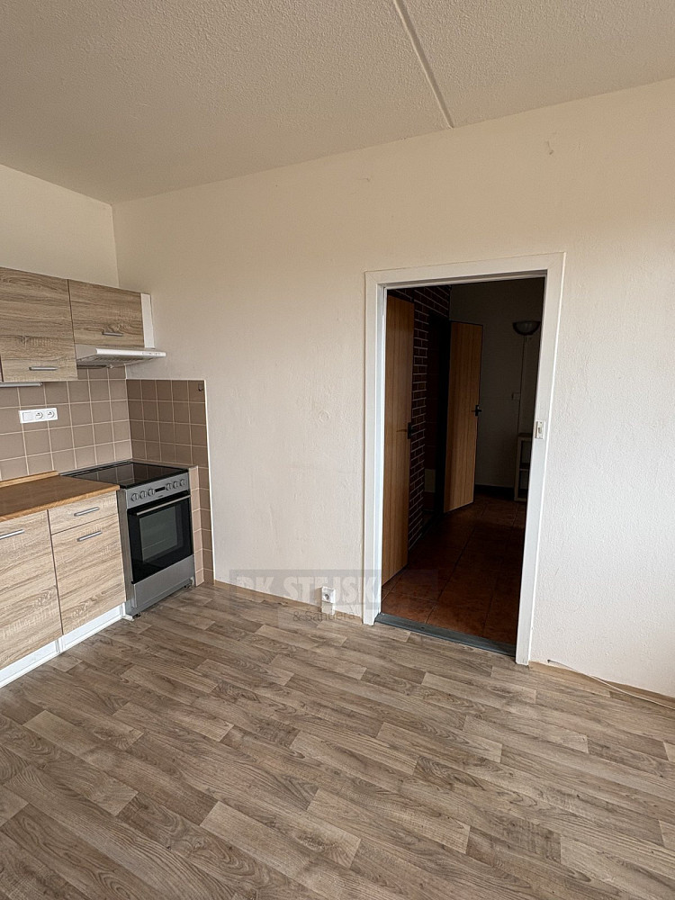 Pronájem bytu 2+kk 48 m² – fotografie 2