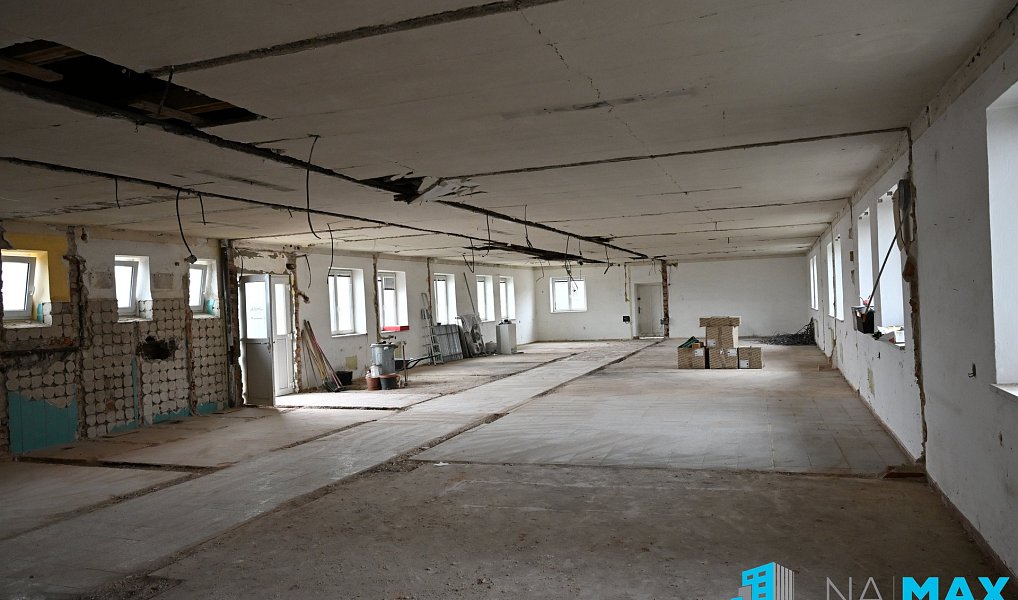 Prodej obchodních prostor 272 m², Znojmo – náhled fotky 2