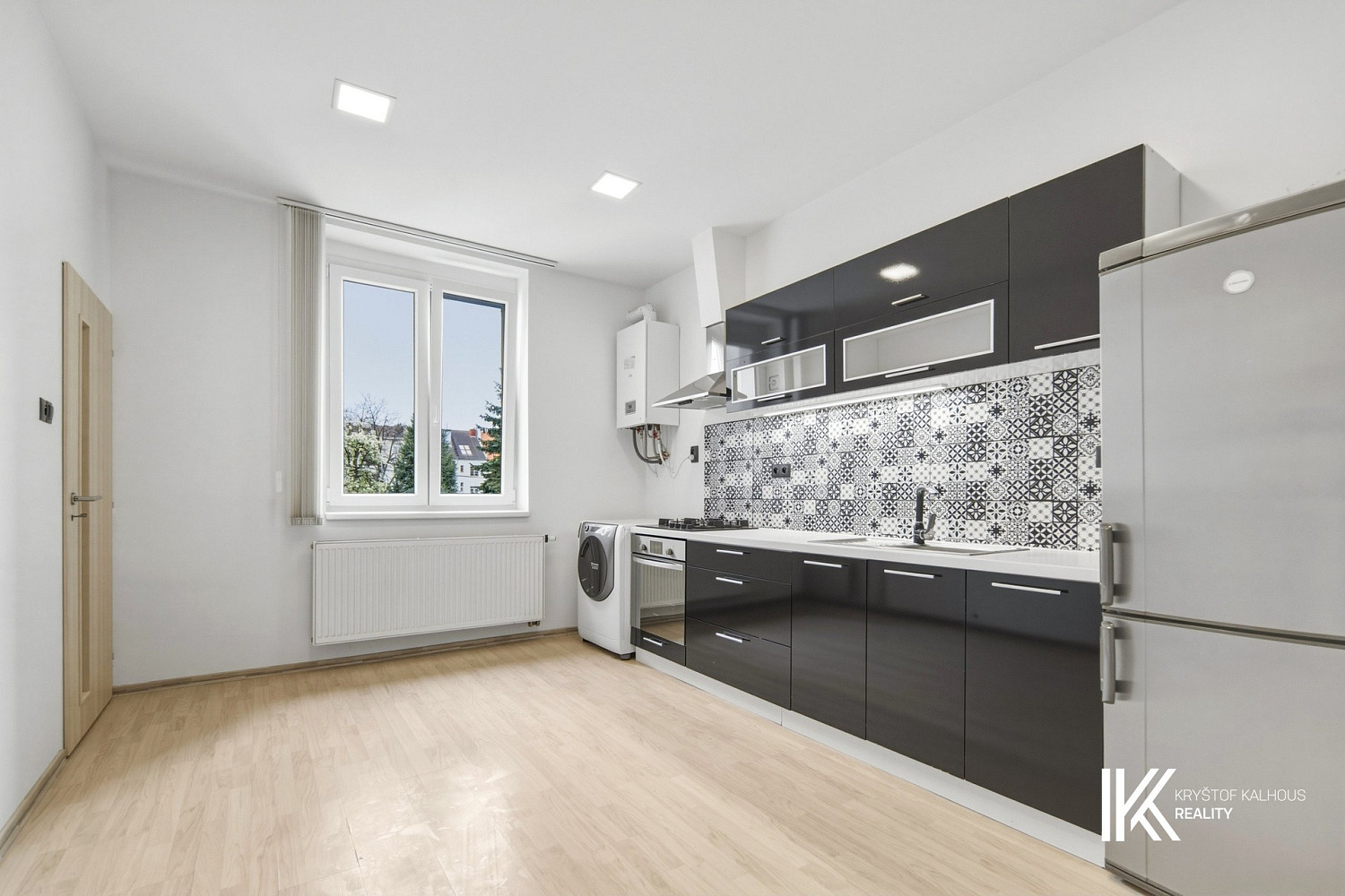 Prodej bytu 2+1 70 m² - Widok 2