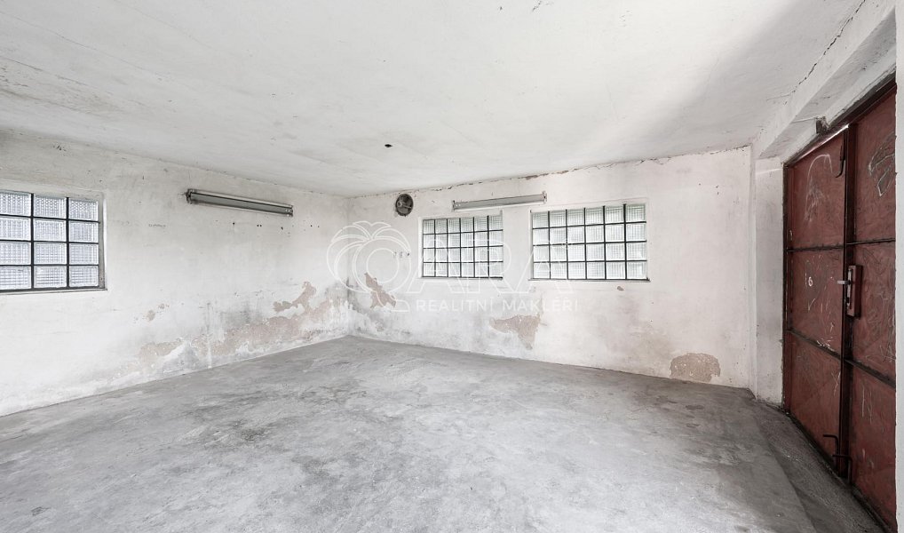 Prodej domu 165 m² s pozemkem 1 265 m², Komárov – náhled fotky 22