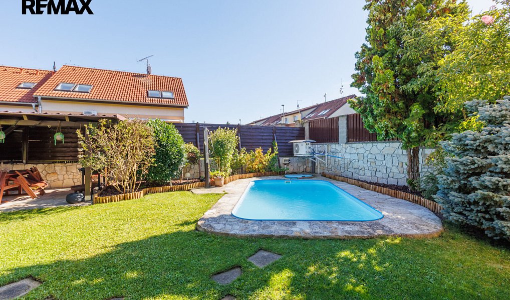 Prodej domu 126 m² s pozemkem 334 m², Praha – náhled fotky 40