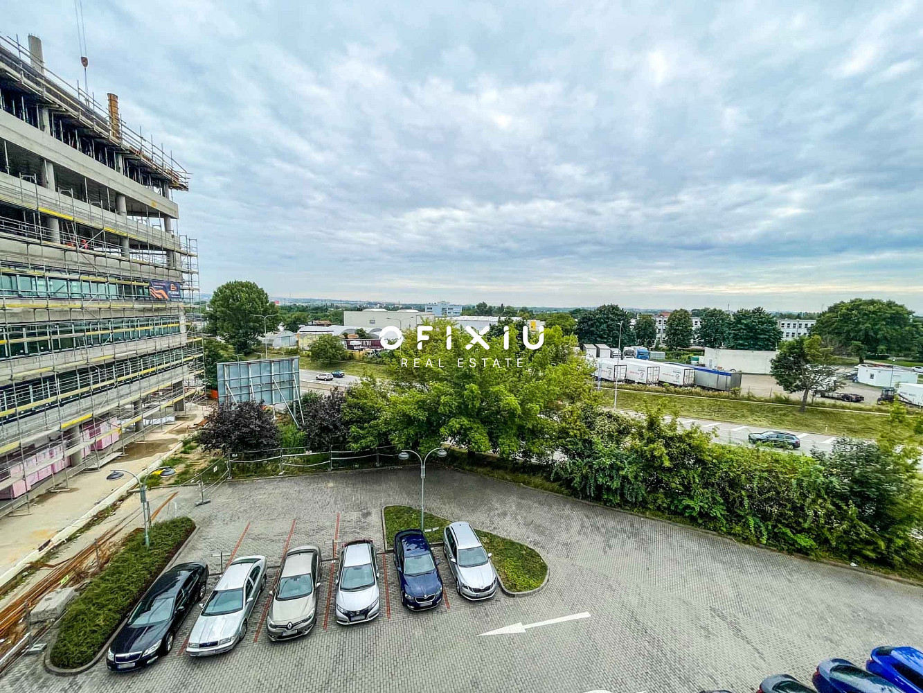 Pronájem kanceláře 20 m² – fotografie 3