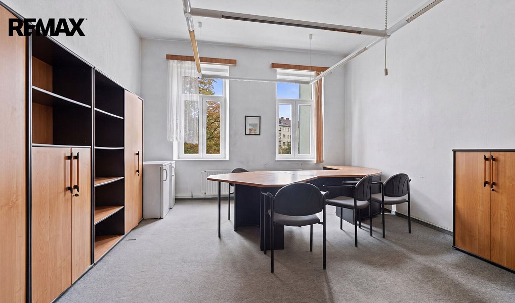 Prodej kanceláře 474 m², Ústí nad Labem – náhled fotky 2